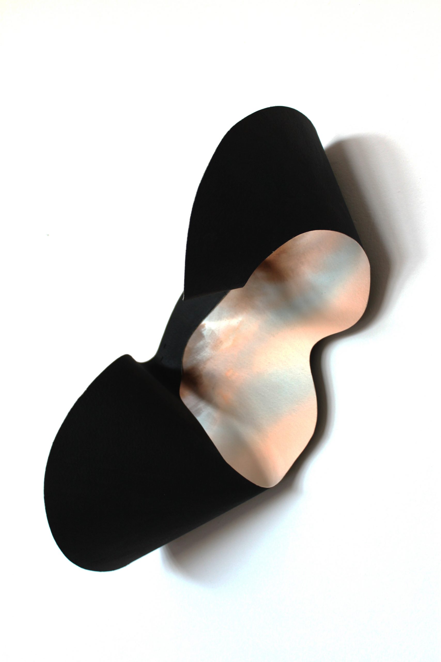 You are currently viewing Konrad Juściński / Miejsce bezpieczne – utopia przemijania / Rezydencja artystyczna  / Badania przeszłości