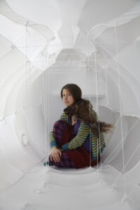 Read more about the article Nicole Banowetz / „Gentle Infestation / Łagodna inwazja” / w ramach rezydencji artystycznej