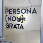 Persona non grata (2)