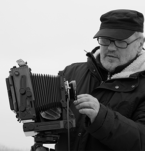 You are currently viewing SŁUPSK – SEZON ZBYSZKA SULIGI / wystawa / MAŁA GALERIA  / CAT
