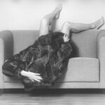 Agata Zbylut Z serii DOTKNIJ TAM GDZIE WSTYD, fotografia analogowa, odbitka barytowa 24x30 cm, 2024 4